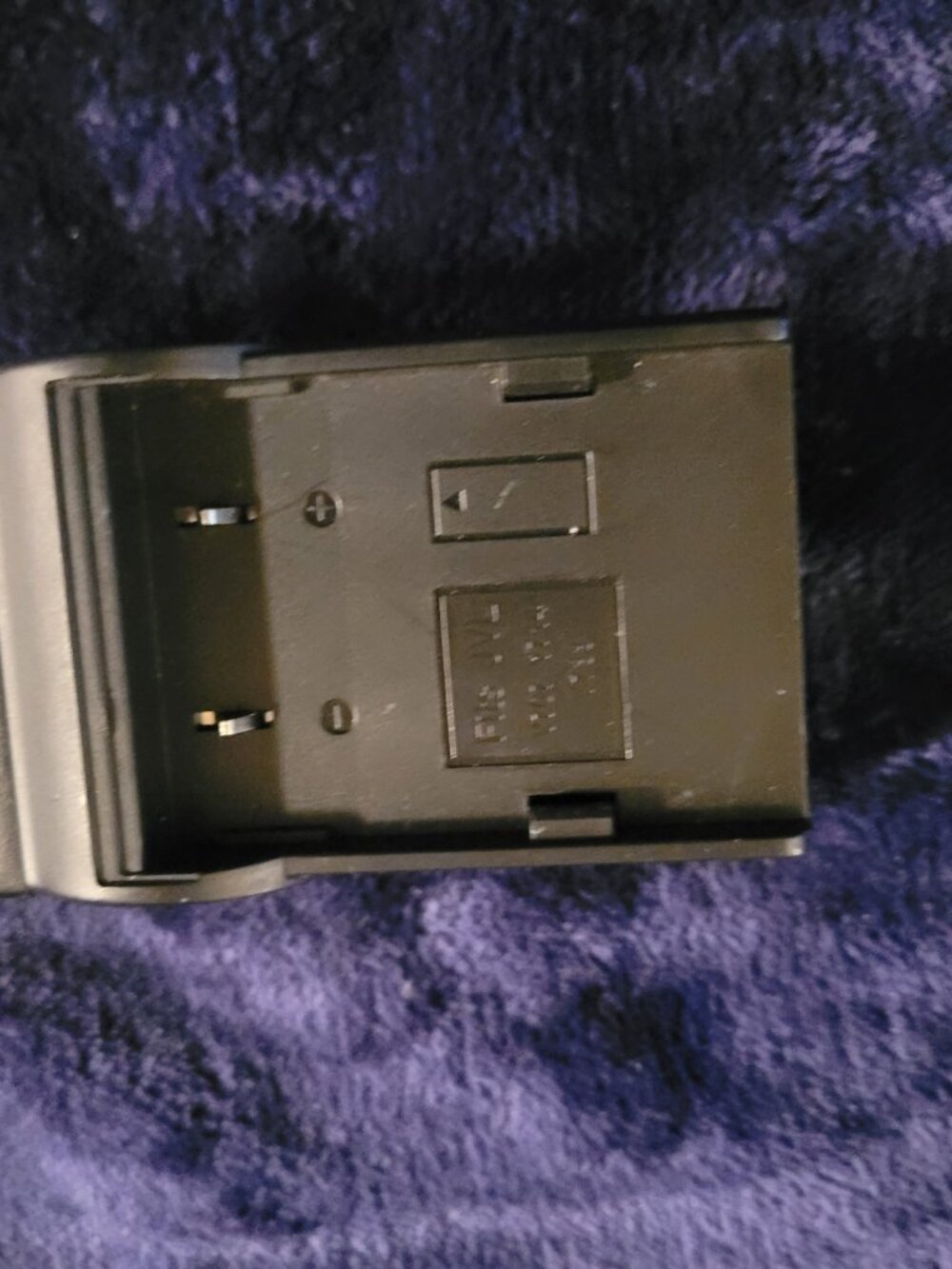 JVC Everio GZ-MG35U Hard Disk Camcorder Complete Kit — Made in Malaysia, Charger - Picture 6 of 16